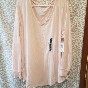 Torrid long sleep classic fit tee NEW SIZE 3